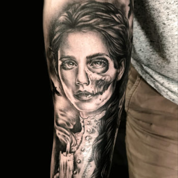 tattoo cannes tatouage kaya natalia tatoueuse réaliste réalisme black black&grey and grey french portrait femme chicanos zombie riviera